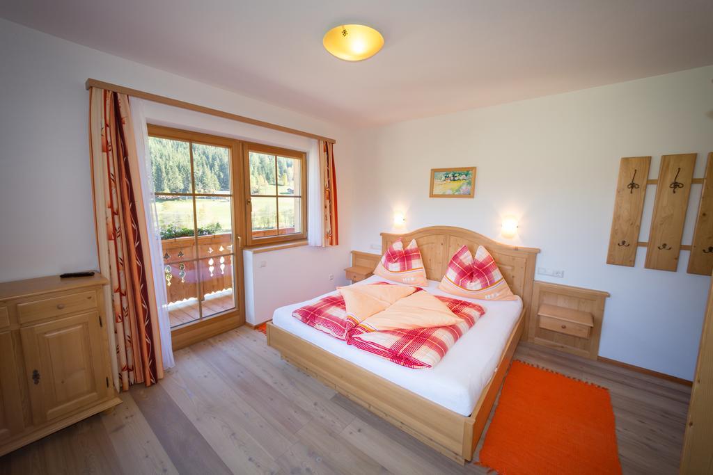 Rojerhof Villa Schladming Room photo